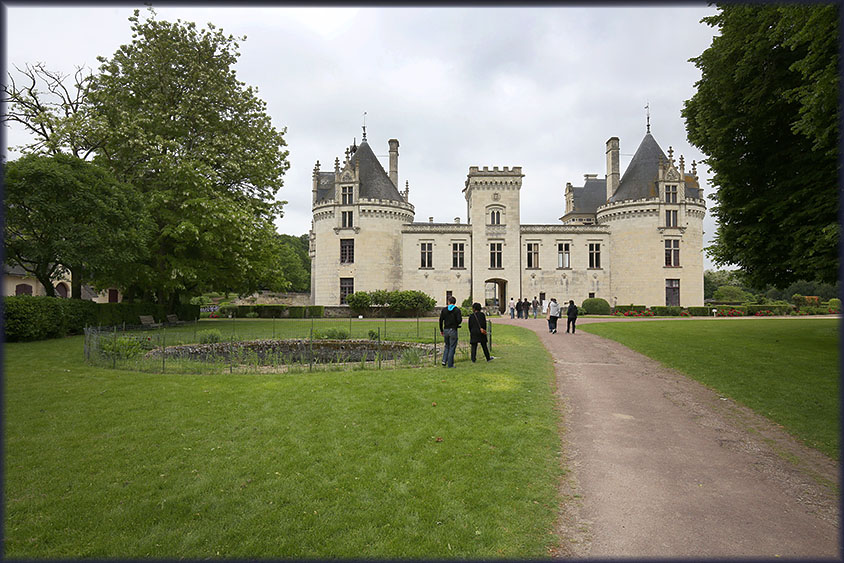 Br&eacute;z&egrave; Castle (Loire Chateau)